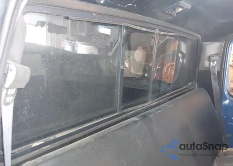 1984 Ford F250 z USA, uszkodzony, nr VIN 2FTEF26Y2ECA29884